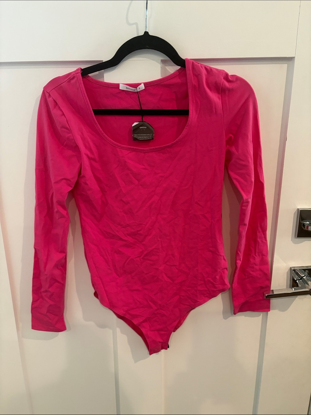 MANGDIUP Hot Pink Long Sleeve Scoop Neck Bodysuit